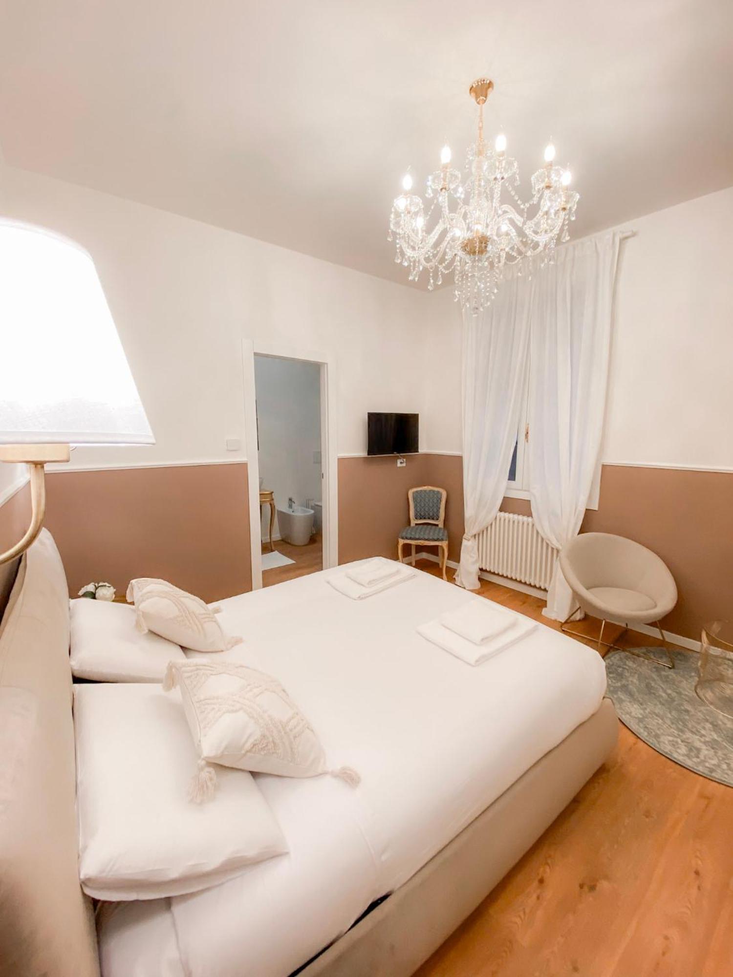 San Polo Luxury Suites In Wenecja Zewnętrze zdjęcie