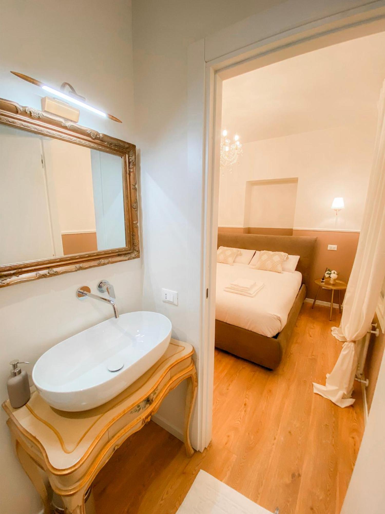 San Polo Luxury Suites In Wenecja Zewnętrze zdjęcie