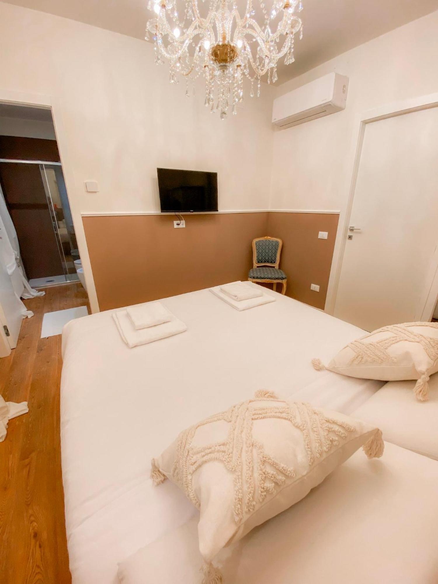 San Polo Luxury Suites In Wenecja Zewnętrze zdjęcie