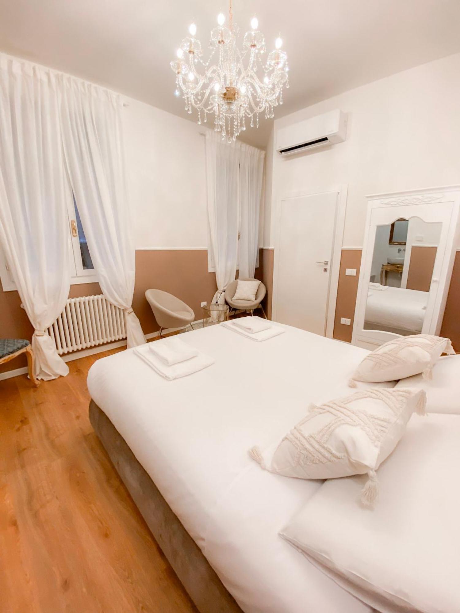 San Polo Luxury Suites In Wenecja Zewnętrze zdjęcie